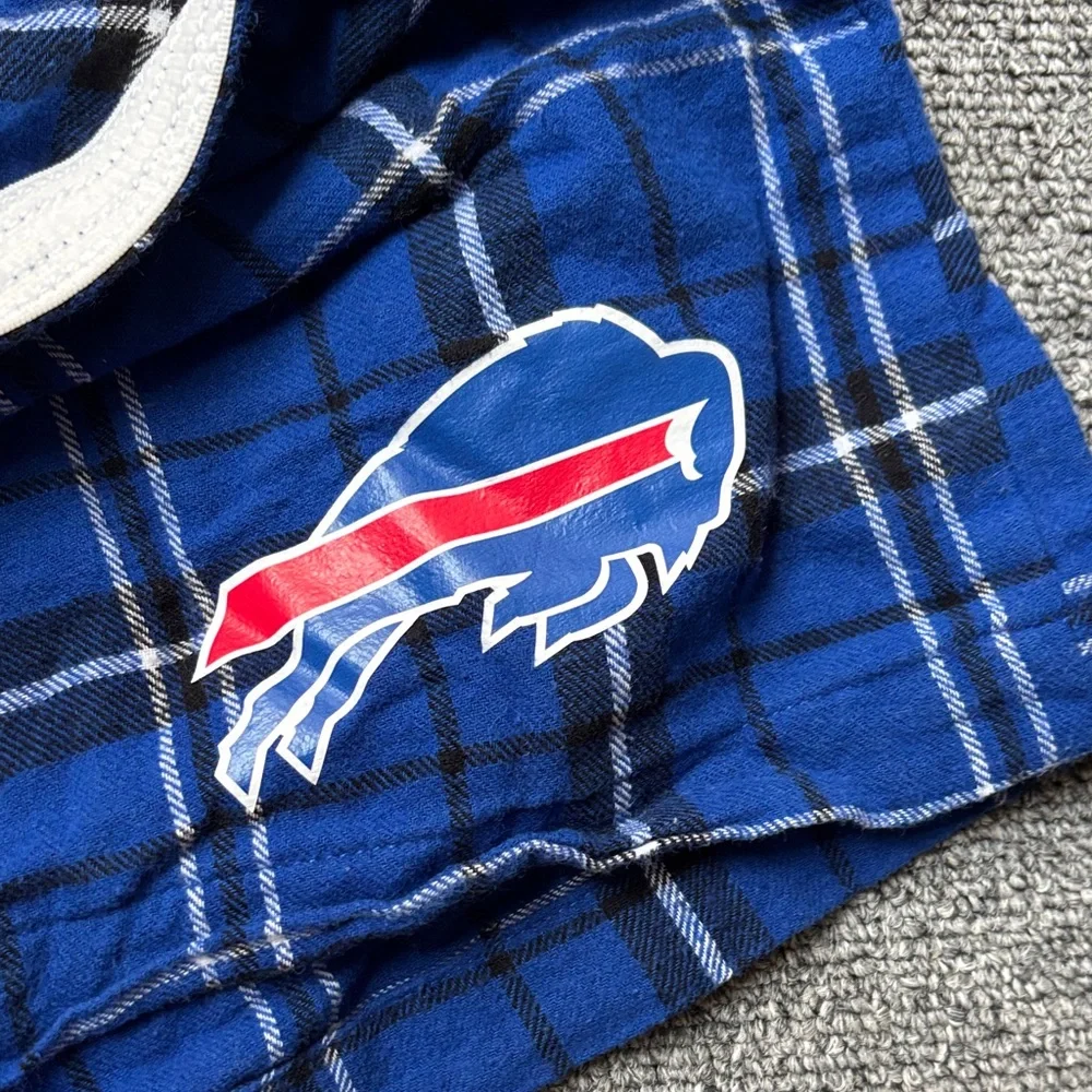 Blue Plaid Buffalo bills Shorts with Logo - Picture 3 of 4